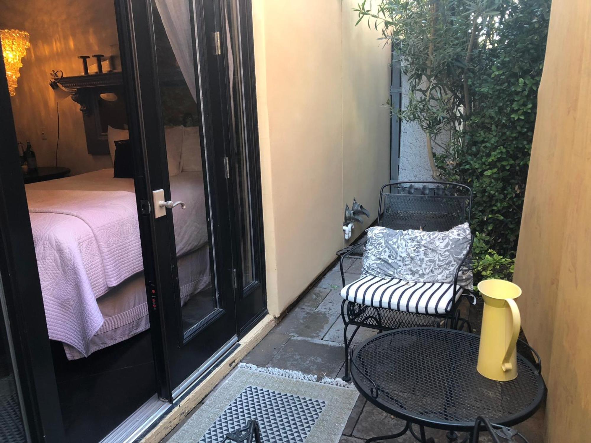 Bespoke Inn Scottsdale Room photo